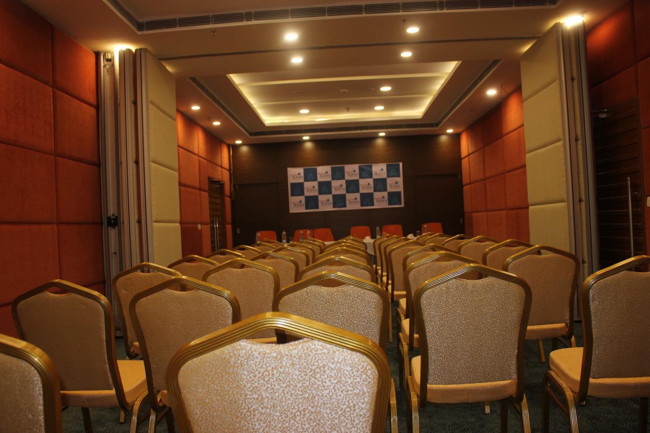Maha Bodhi Hotel.Resort.Convention Centre Buitenkant foto
