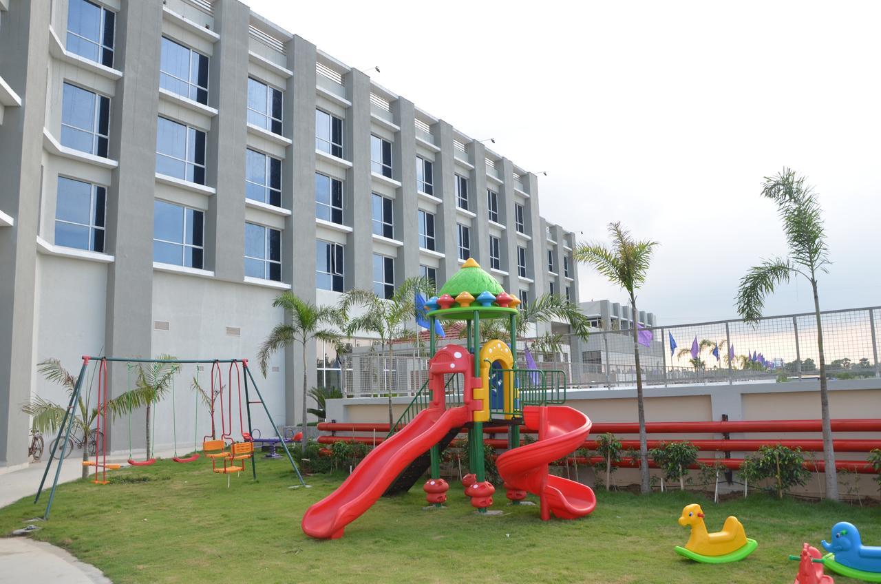 Maha Bodhi Hotel.Resort.Convention Centre Buitenkant foto